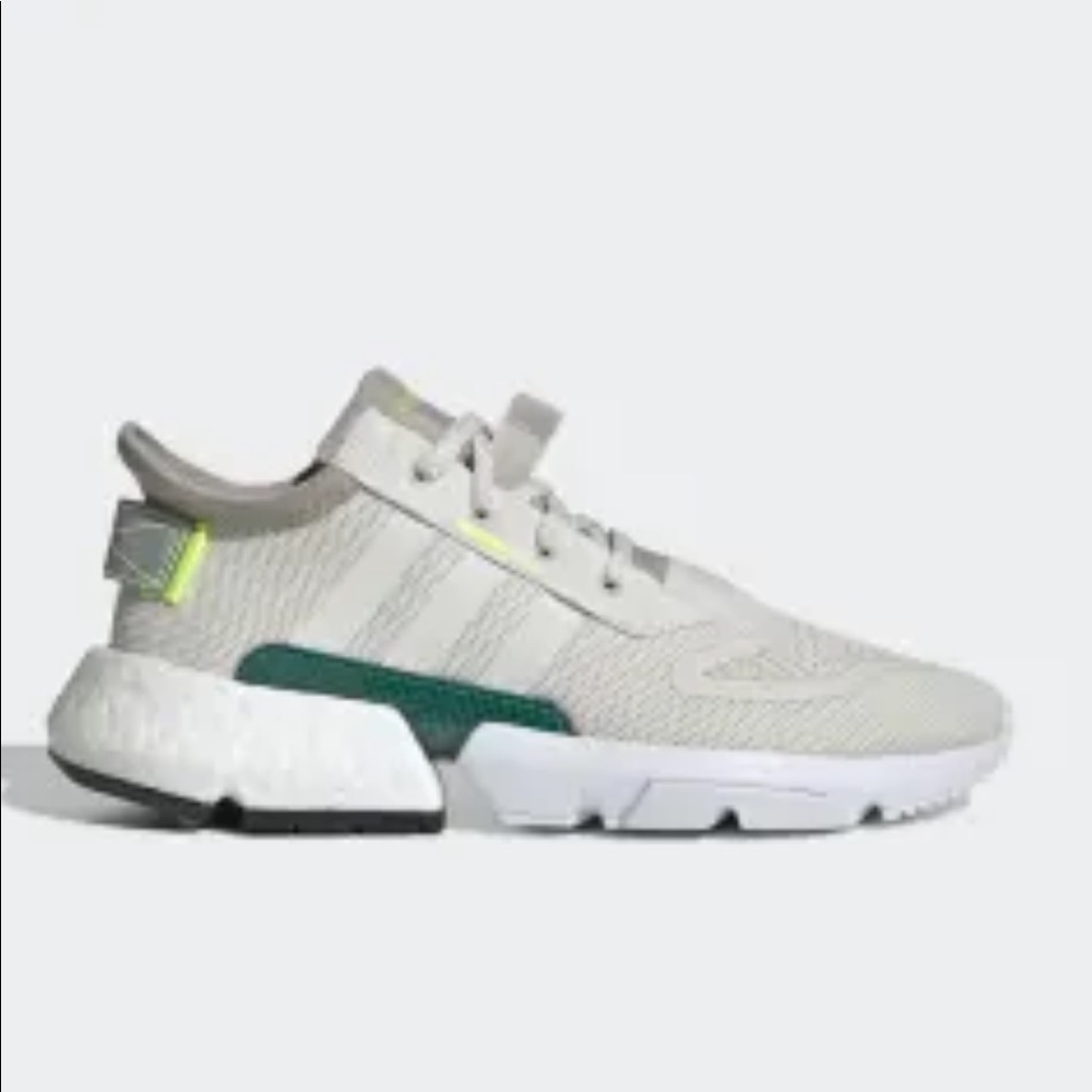 Brand new women’s adidas running shoes size 6